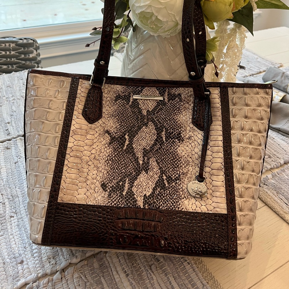 Brahmin Medium Asher handbag with checkbook. Great size. Perfect condition!